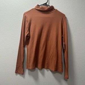 New with tags turtle neck